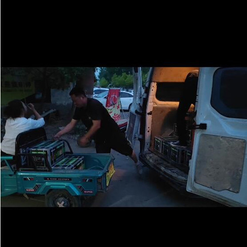 公司為客戶送貨上門2 公司為客戶送貨上門2